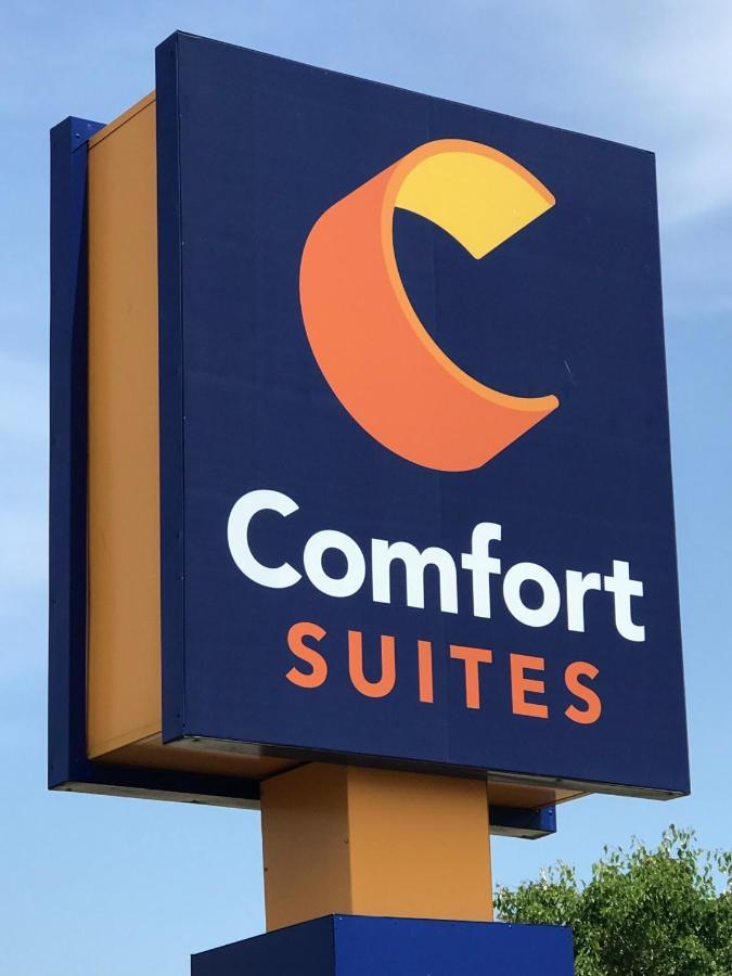 Comfort Suites Near Route 66 Springfield Buitenkant foto